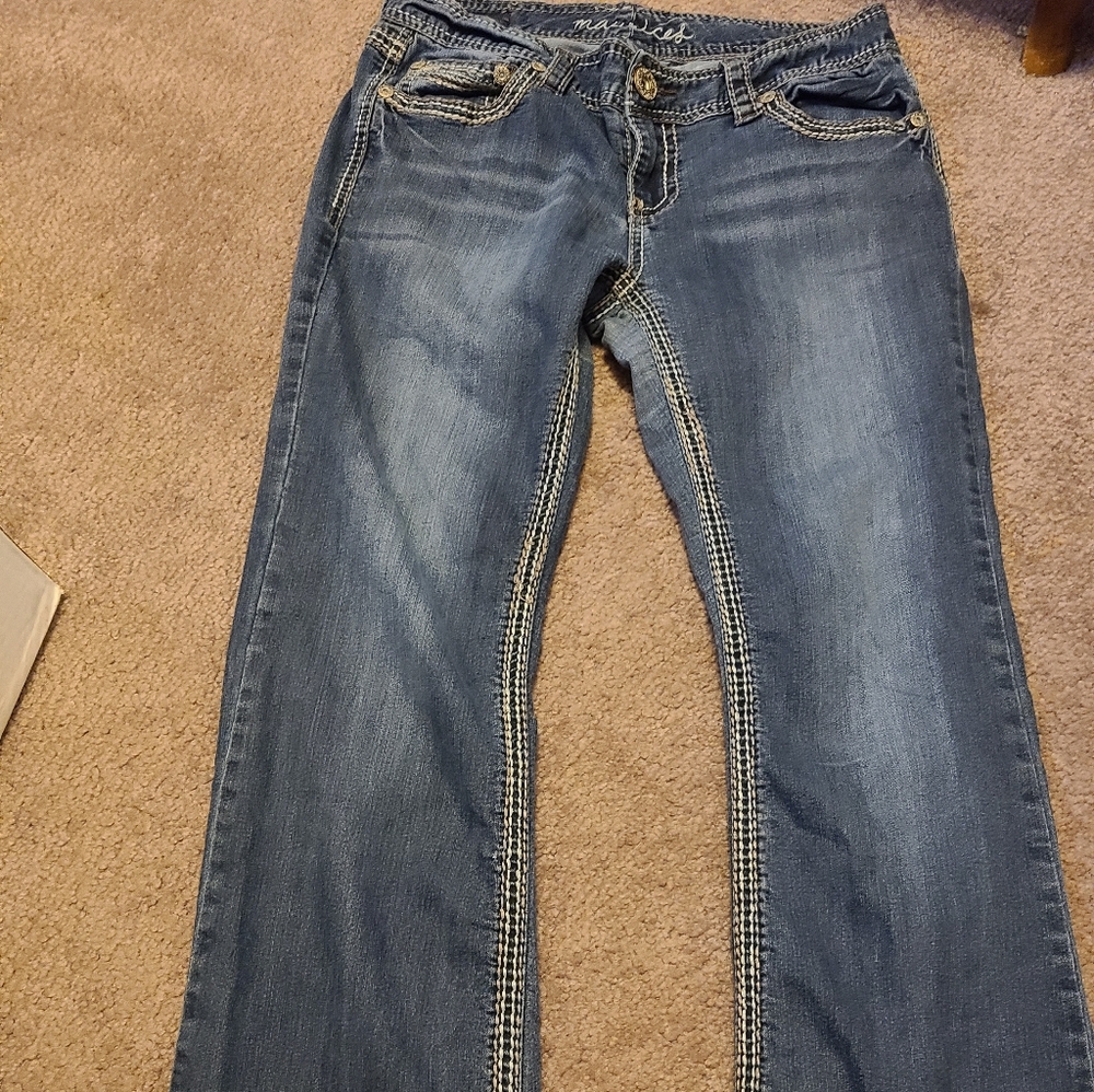 Jeans - Picture 3 of 4